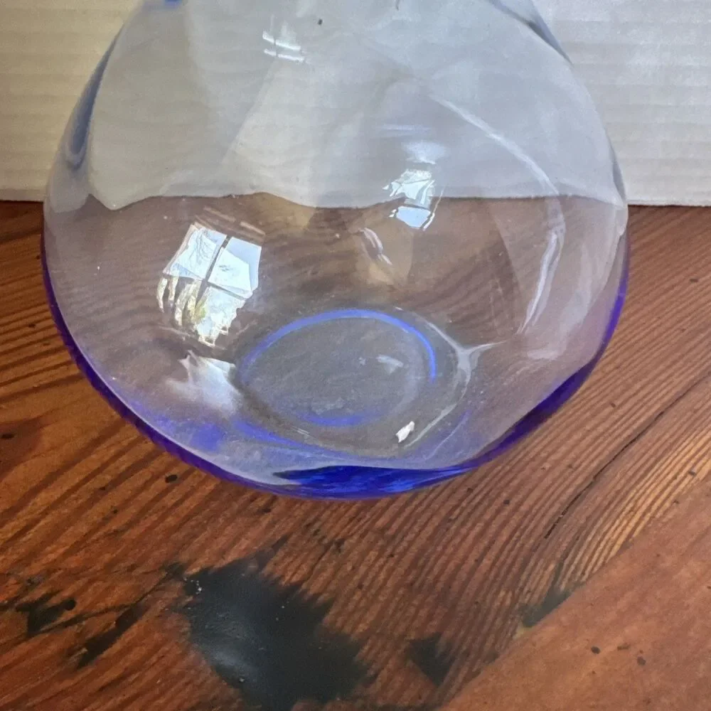 Hand Blown Artisan Bud Vase Swirl With Gorgeous Deep Rich Blue
